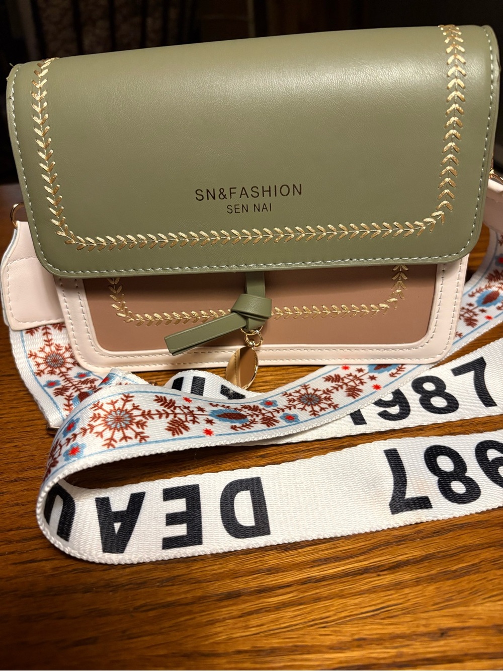 Two-Tone Olive and Blush Crossbody Bag with Detachable Strap